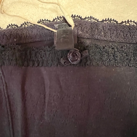 Skims Black Pointelle Shorts XS - Picture 4 of 4